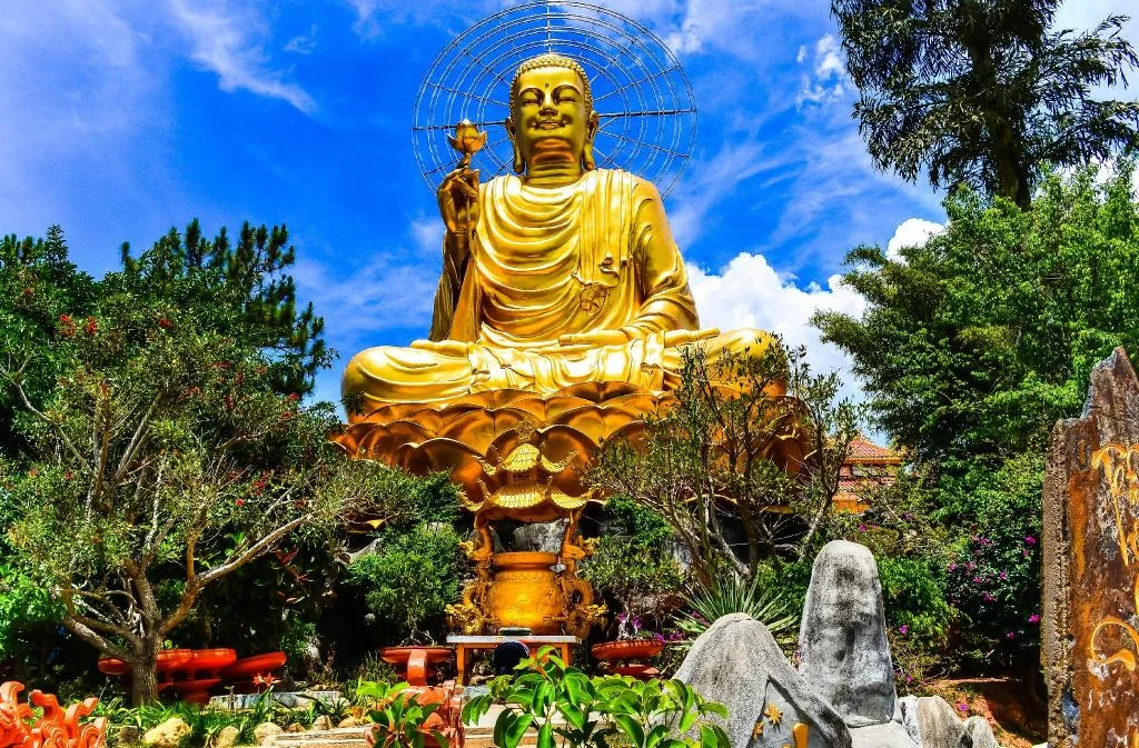 아프 다 티엔의 방갈로 (60m², 침실 2개, 프라이빗 욕실 2개) 호텔 상세 정보 및 리뷰 Statue Of Golden Buddha - 560 m from property
